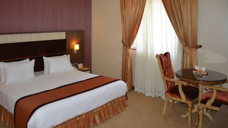 اتاق دو تخته دبل 2 هتل سوئیت اصفهان